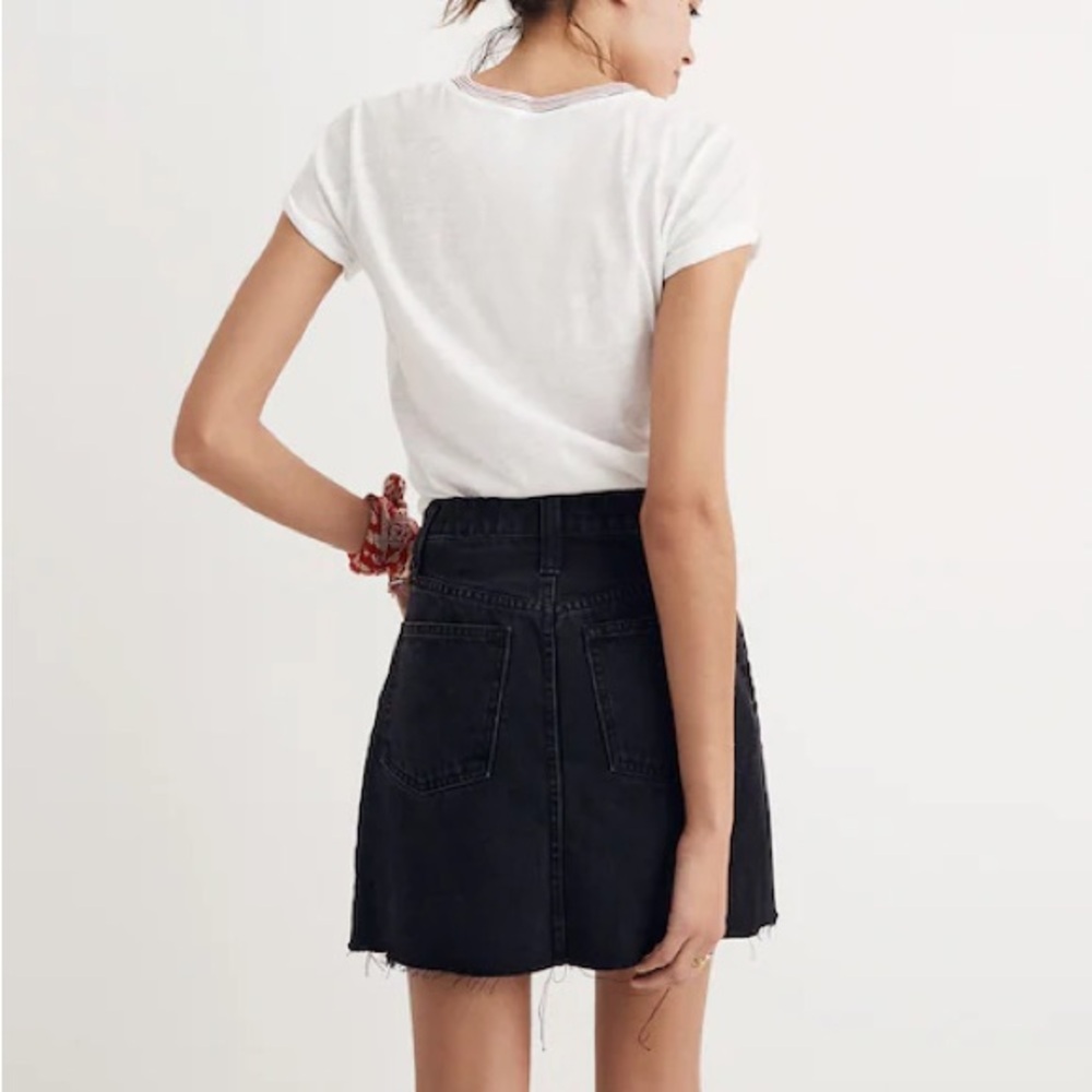 Madewell Denim Frisco Mini Skirt in Lunar Wash size 29